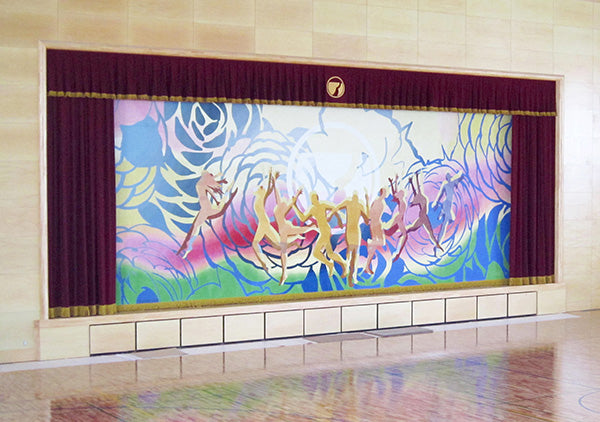 刺繍のベトナム　フエ王朝　舞台緞帳 藍住町町民体育館｜株式会社スミノエ インテリア プロダクツ（SUMINOE