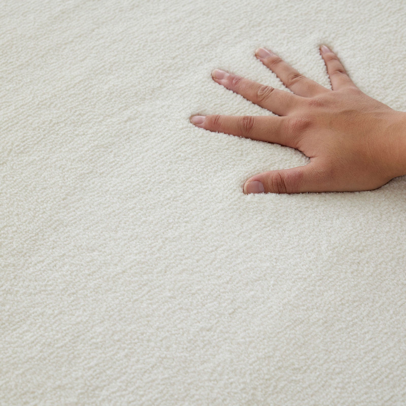 HAKU / ハク (#15 ホワイト)