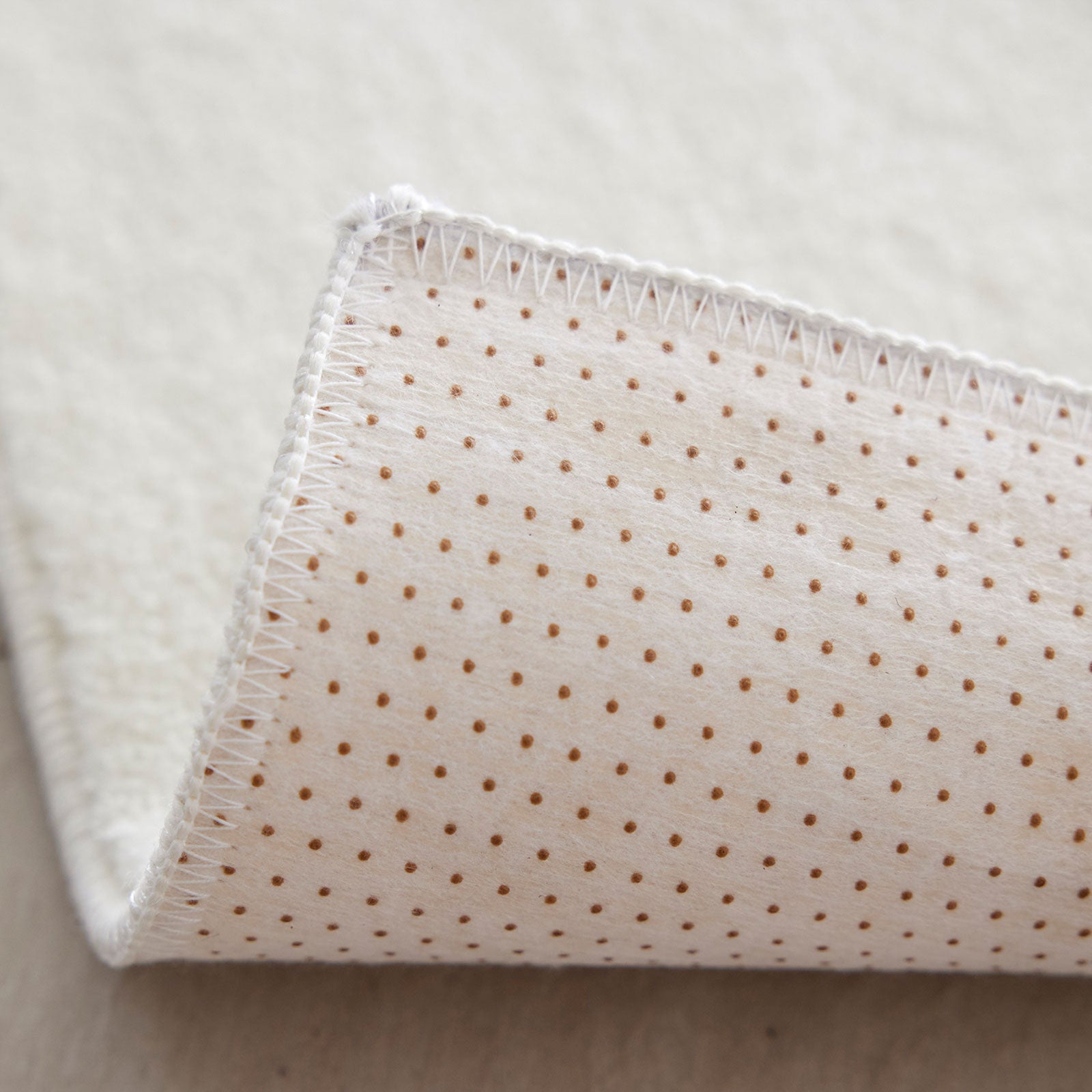 HAKU / ハク (#15 ホワイト)