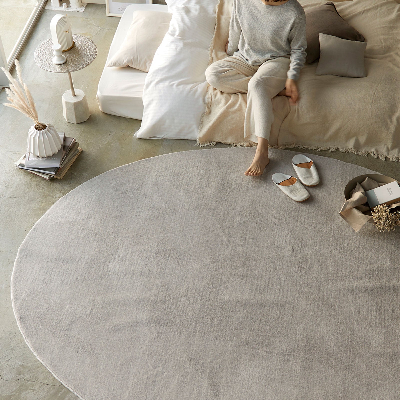 HAKU / ハク (#47 グレージュ)