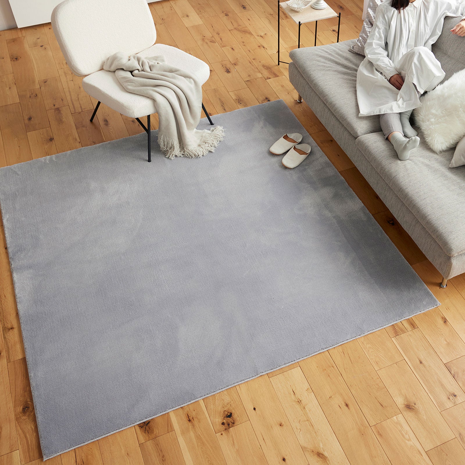 HAKU / ハク (#9 グレー)