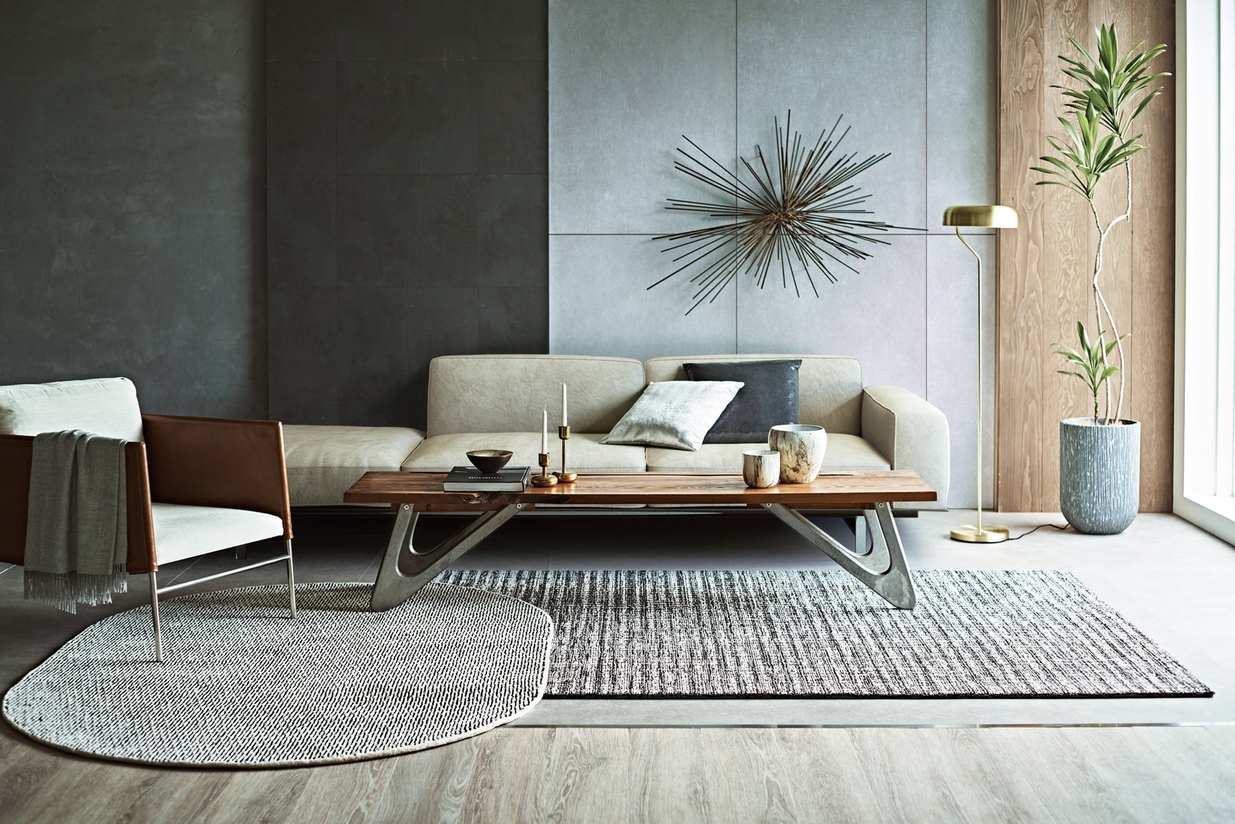 ATSURAE - Hitokiwa / アツラエ ヒトキワ ( #1モノトーン)