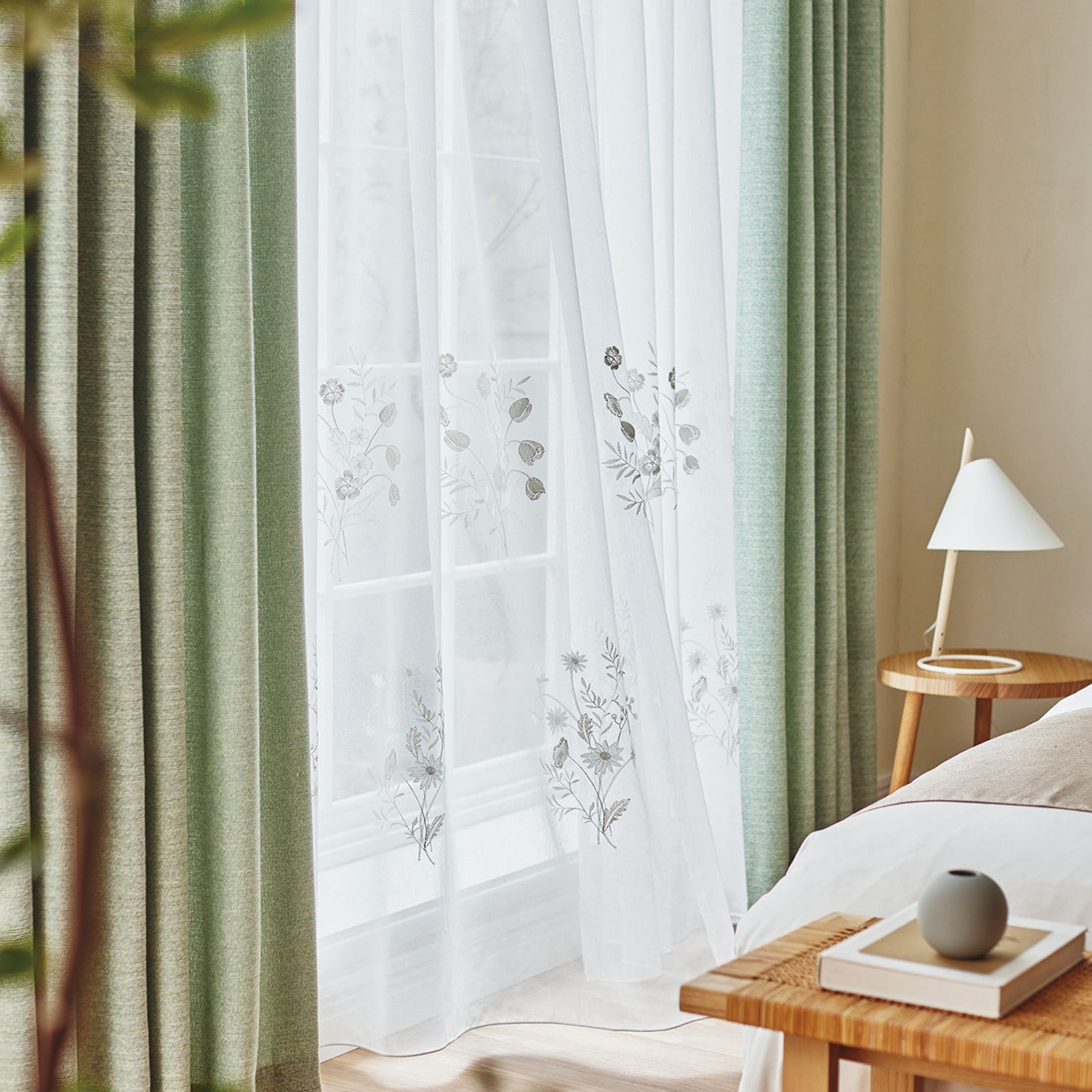 U-5015 Embroideryの画像です