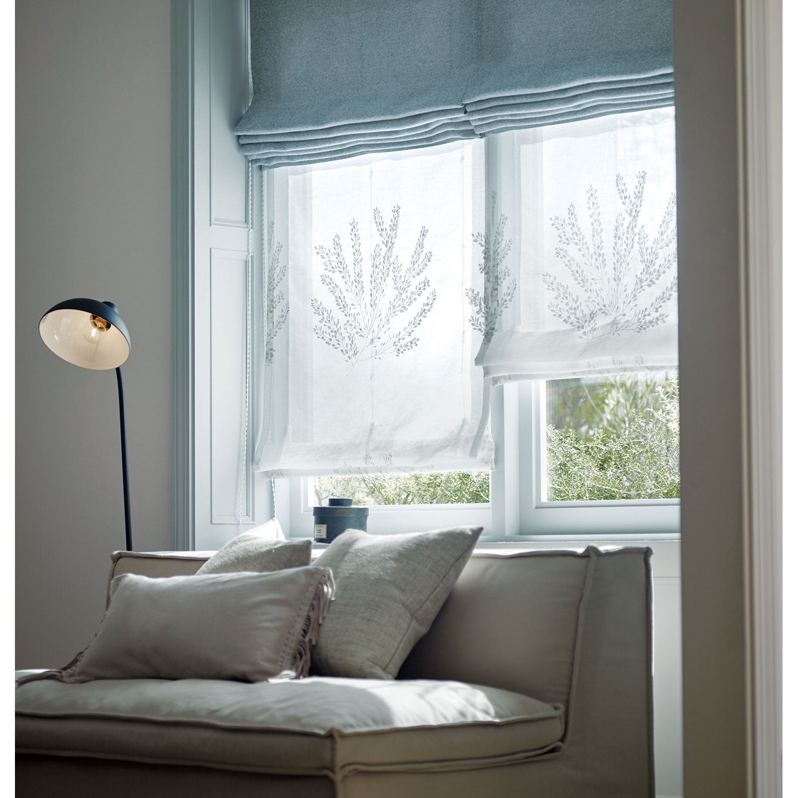 U-5016 Embroideryの画像です