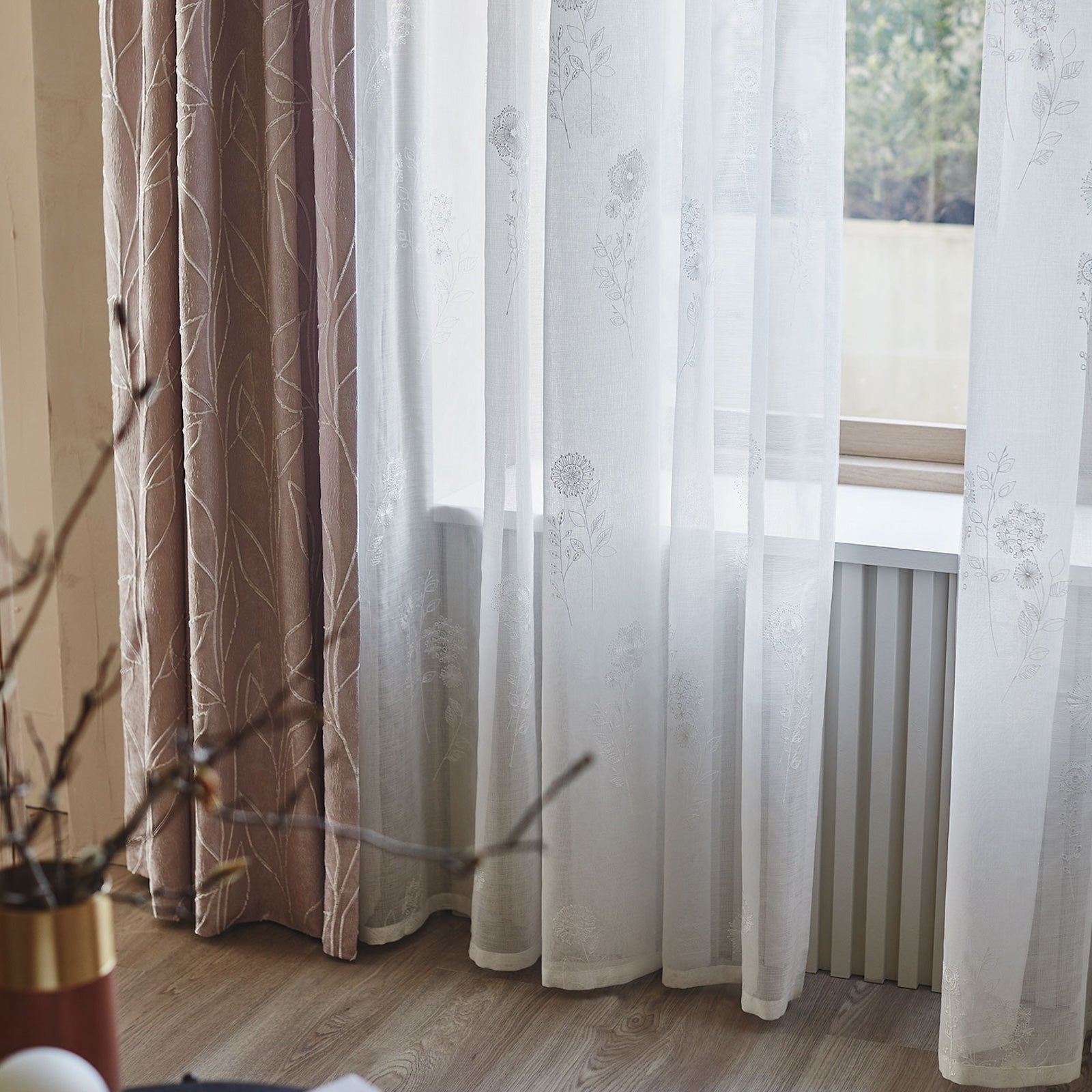 U-5022 Embroideryの画像です