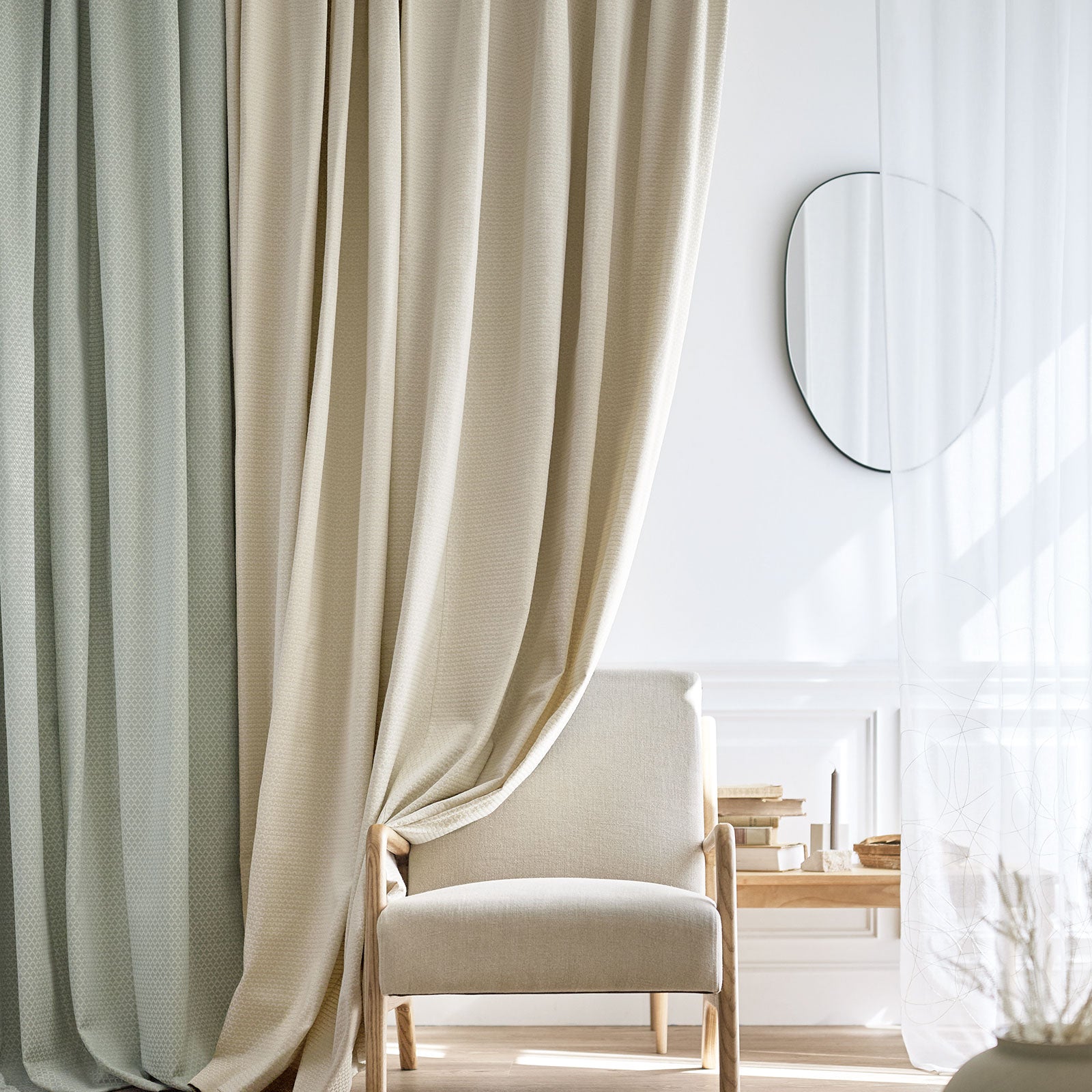 U-5063 Drapableの画像です