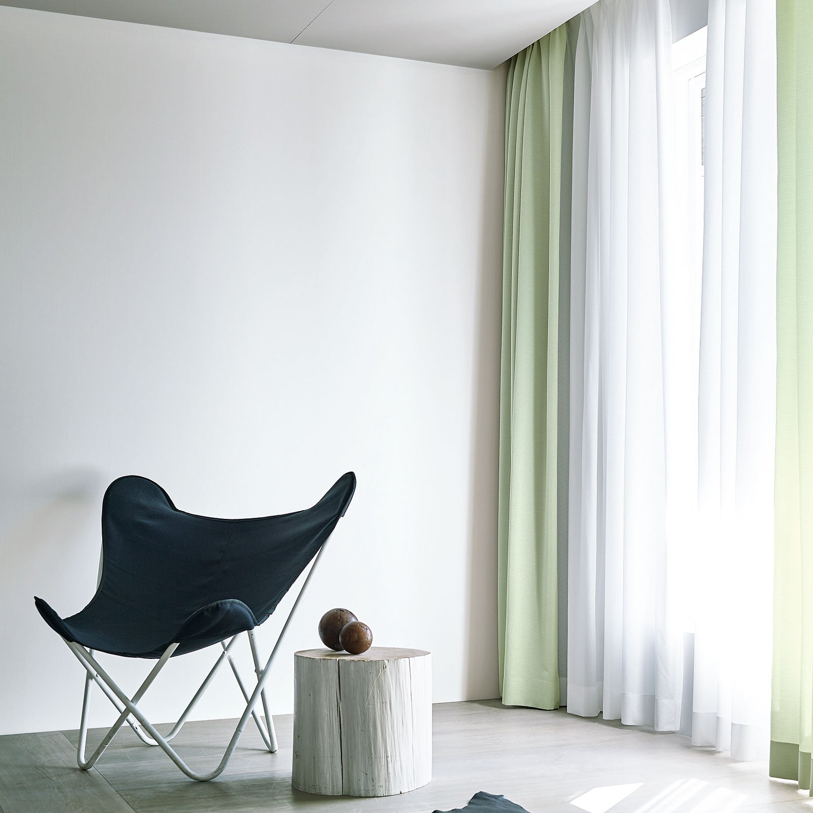 U-5417 Functional sheerの画像です