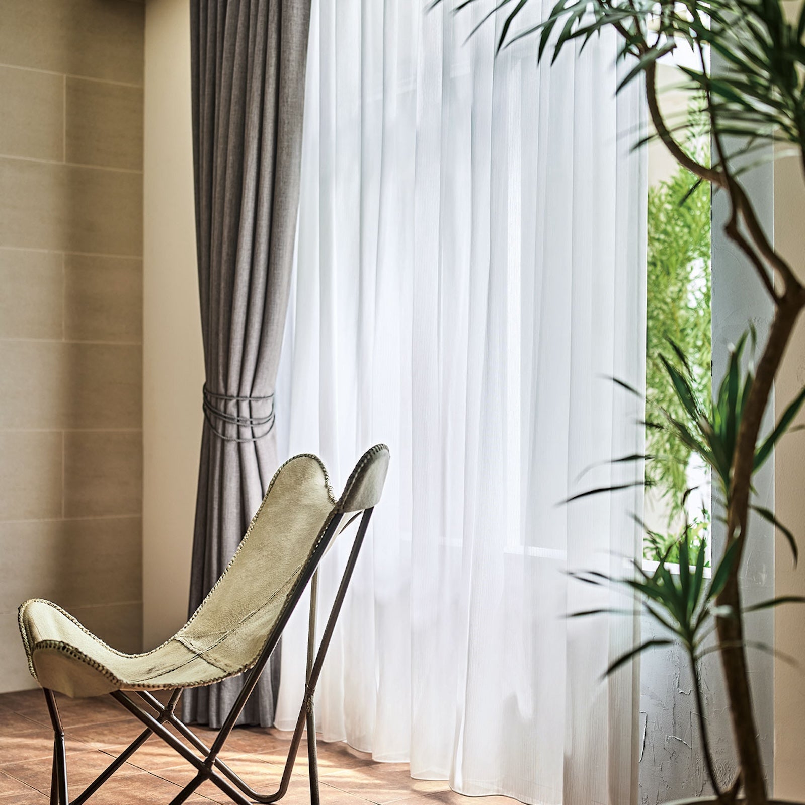 U-5444 Functional sheerの画像です