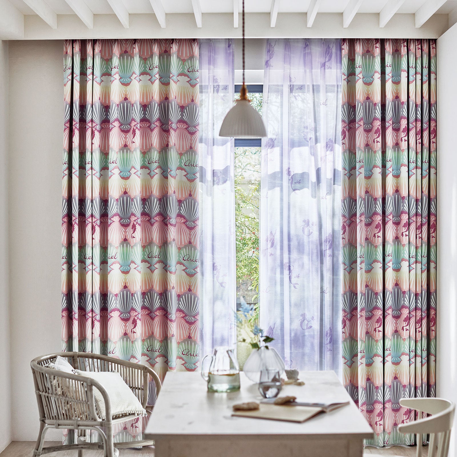 UD-528 Disneyの画像です