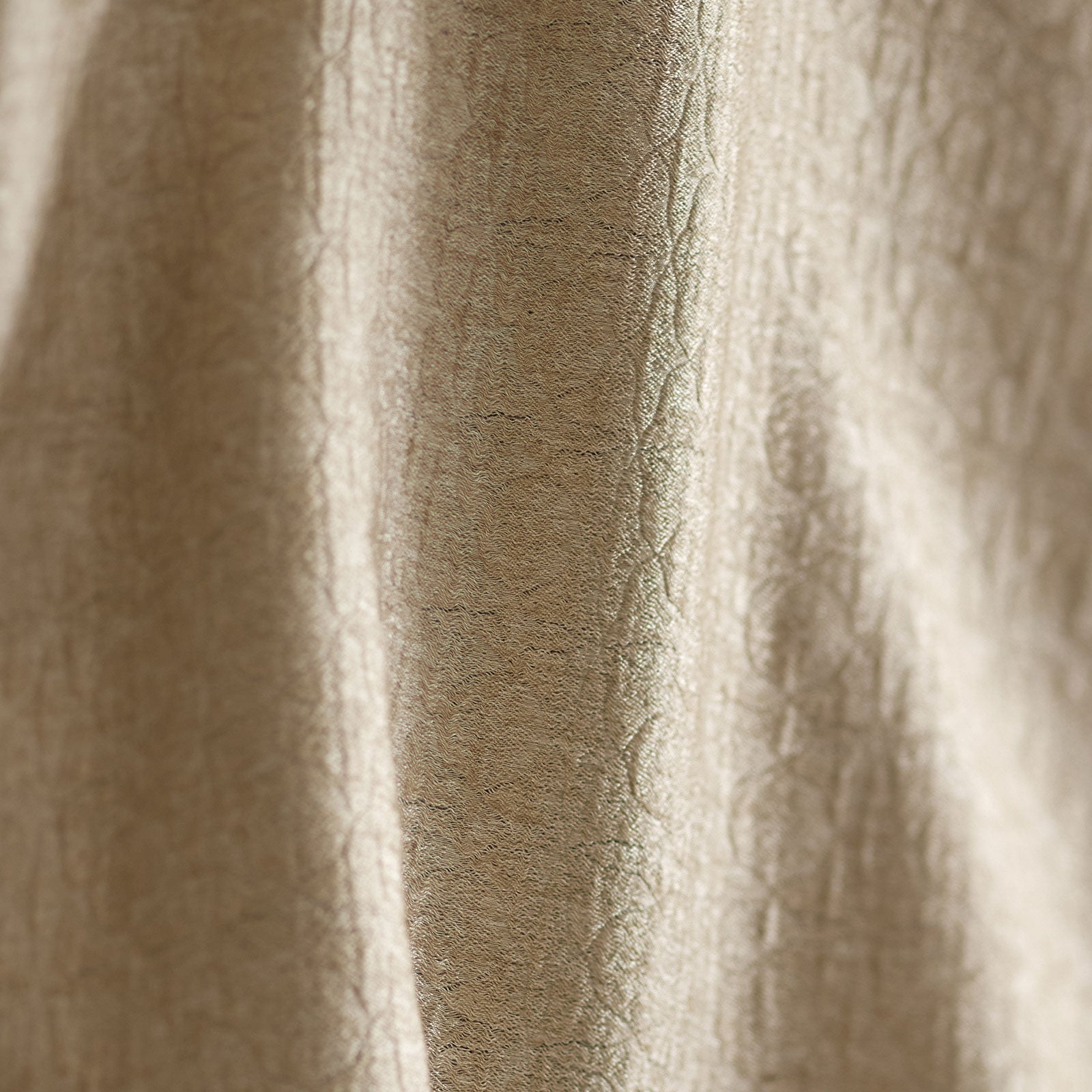 D-8217 Sun shadow（遮光2級）の画像です