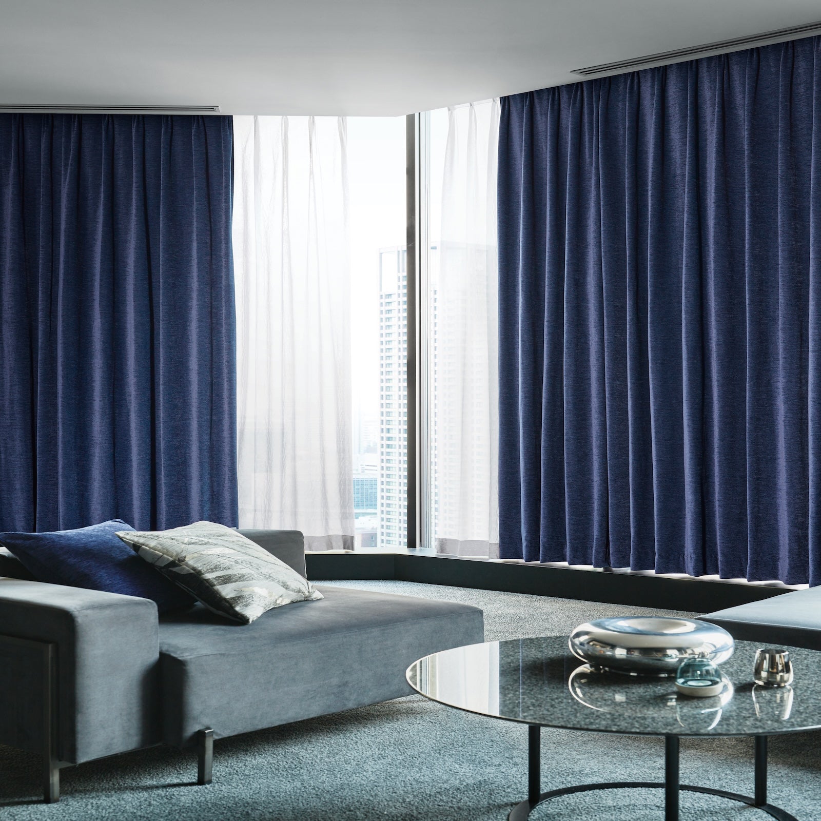 D-8264 Sun shadow（遮光1級）｜株式会社スミノエ インテリア