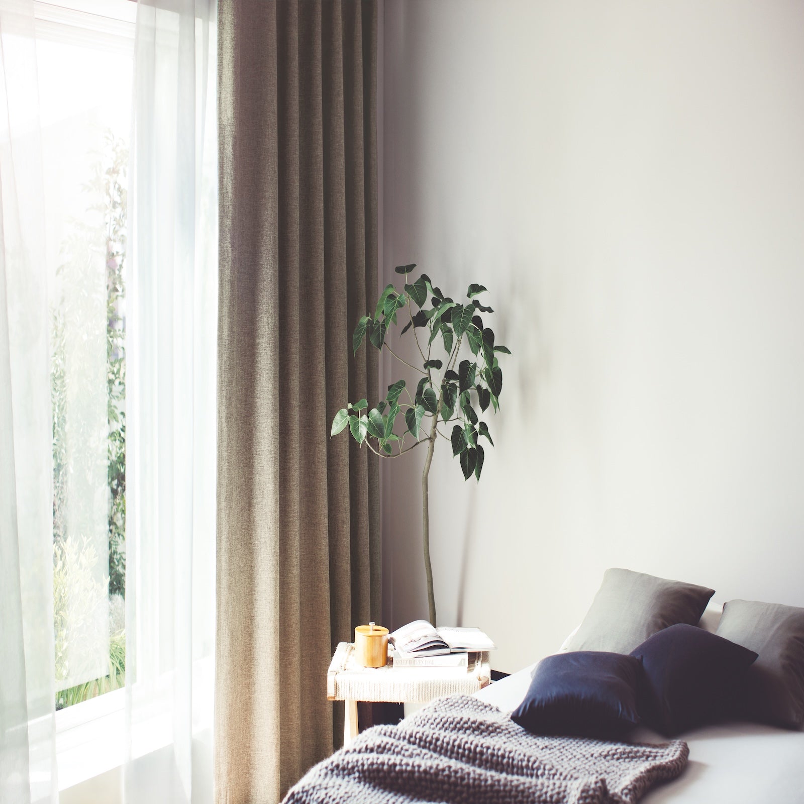 D-8282 Sun shadow（遮光2級）｜株式会社スミノエ インテリア