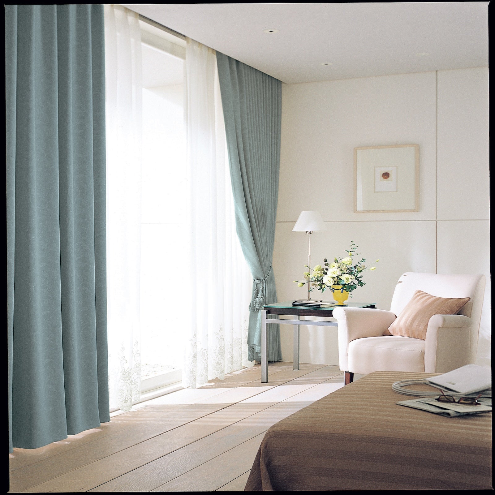 D-8295 Sun shadow（遮光1級）｜株式会社スミノエ インテリア